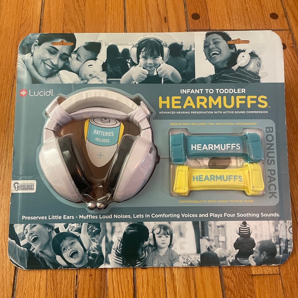 Brand new noise canceling earmuff for Infants and Toddlers - White and Gray